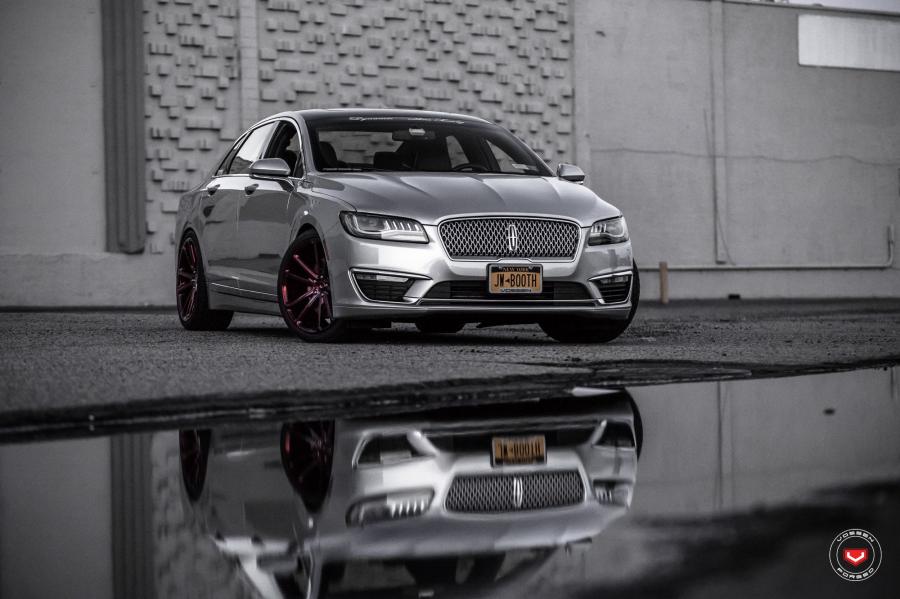  Lincoln MKZ on Vossen Wheels (CG-203) 2017 года  (фото 16 из 30)